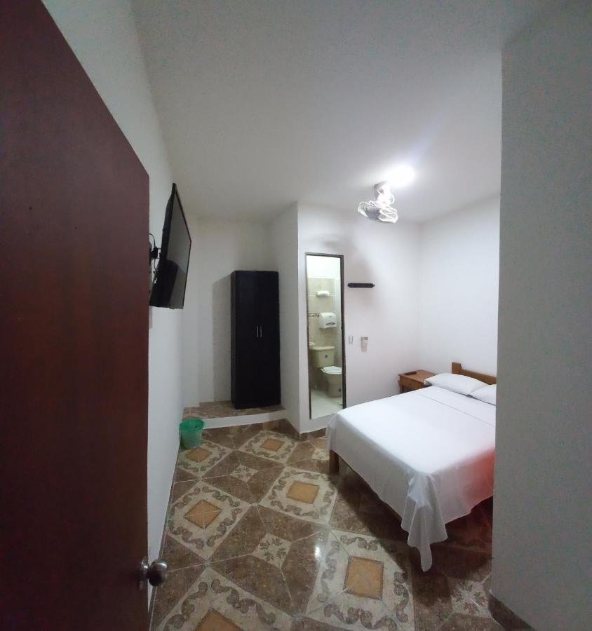 Hotel San Adolfo Carepa ภายนอก รูปภาพ
