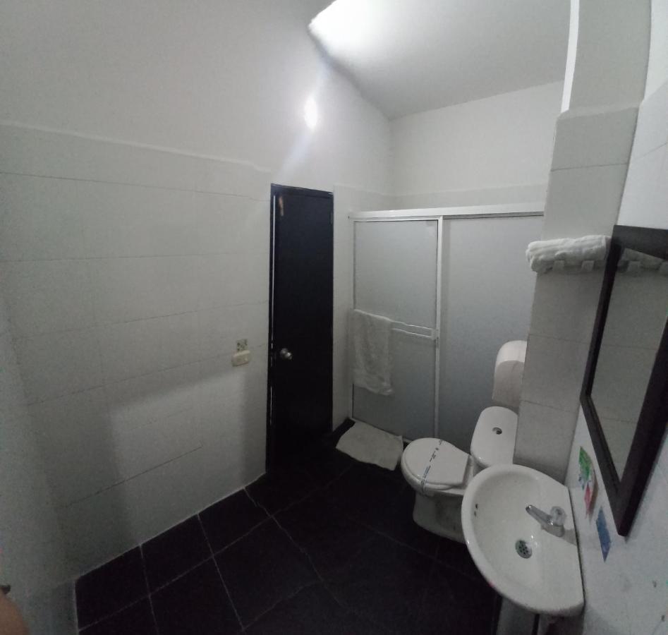 Hotel San Adolfo Carepa ภายนอก รูปภาพ