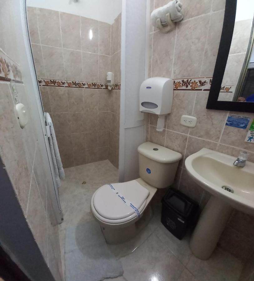 Hotel San Adolfo Carepa ภายนอก รูปภาพ